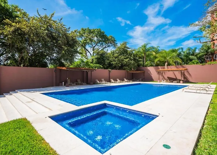 Peninsula 46 - Upscale 2bdr With Jacuzzi - - Fast Wifi - Gym * Tamarindo