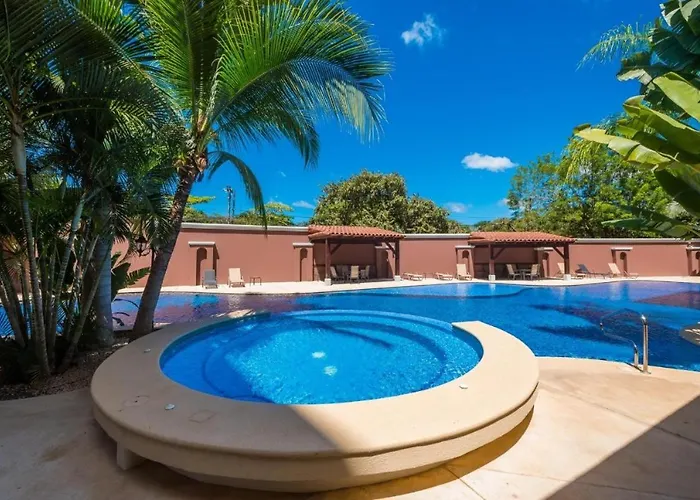 Peninsula 46 - Upscale 2bdr With Jacuzzi - - Fast Wifi - Gym *