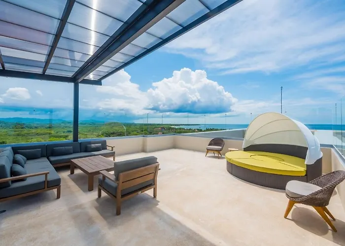 Peninsula 46 - Upscale 2bdr With Jacuzzi - - Fast Wifi - Gym *