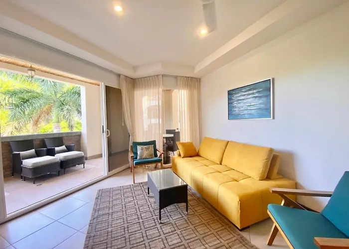 Peninsula 46 - Upscale 2bdr With Jacuzzi - - Fast Wifi - Gym