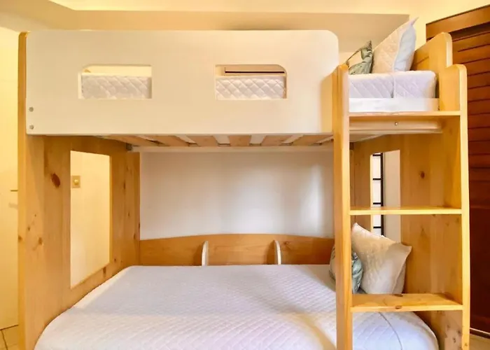 Peninsula 46 - Upscale 2bdr With Jacuzzi - - Fast Wifi - Gym